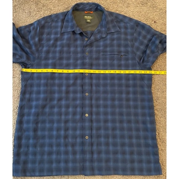 Men's Eddie Bauer Outdoor Plaid Short Sleeve Button Shirt Lot (2) Large - Picture 6 of 12